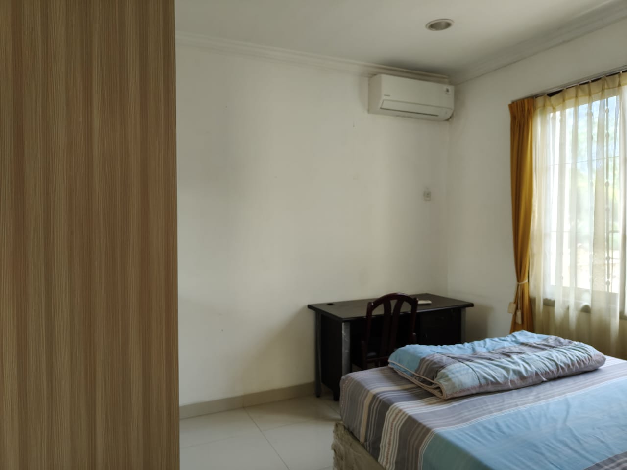 Rumah Disewakan di Cluster Taman Beverly Lippo Cikarang